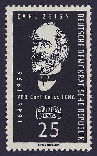 Carl
                Zeiss